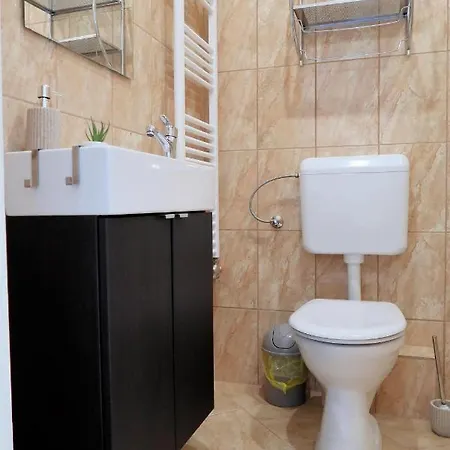 Csanadi Bor- Es Vendeghaz Pensjonat 3*