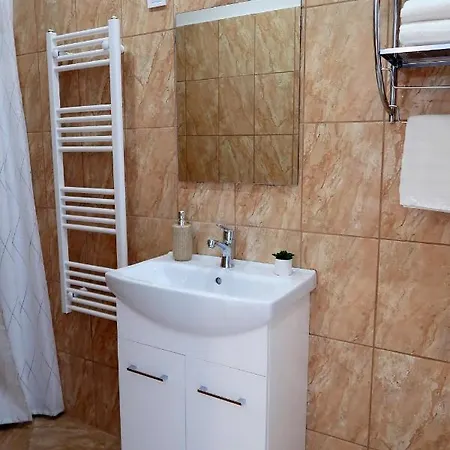 Csanadi Bor- Es Vendeghaz 3*